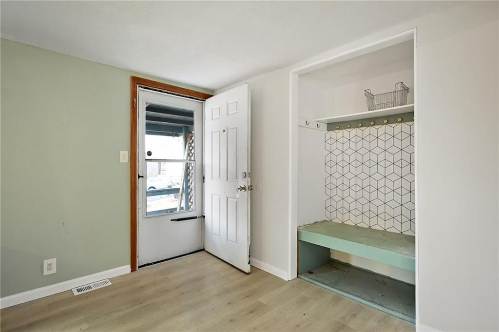 5615 NE Barnes Avenue — photo 4