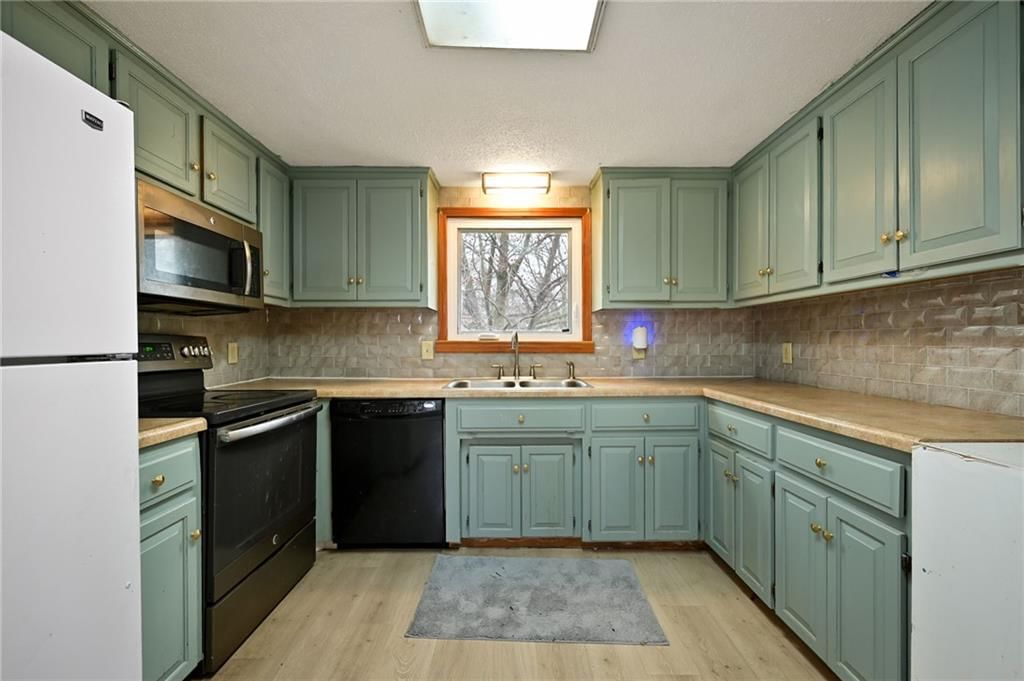 5615 NE Barnes Avenue — photo 11