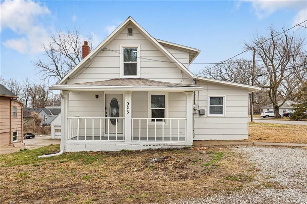 925 S Emery Street — photo 1