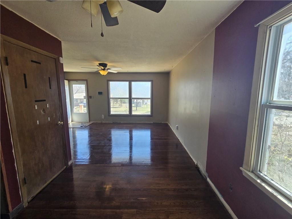 620 Village Drive — photo 3
