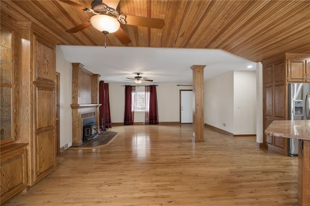 1402 Maple Street — photo 13
