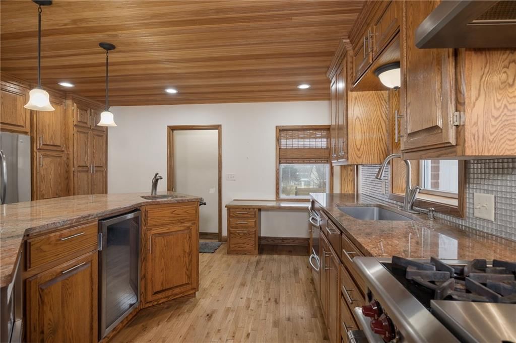 1402 Maple Street — photo 20