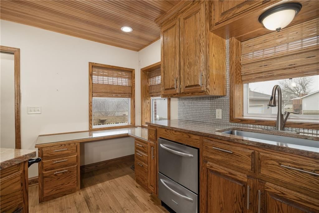 1402 Maple Street — photo 21