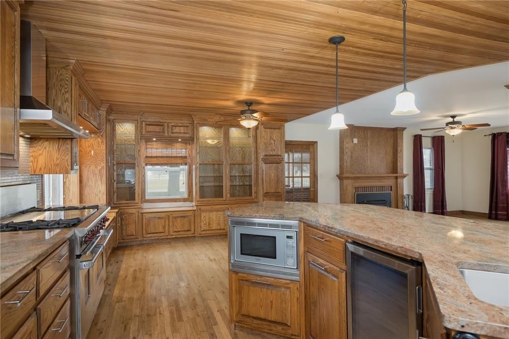 1402 Maple Street — photo 23