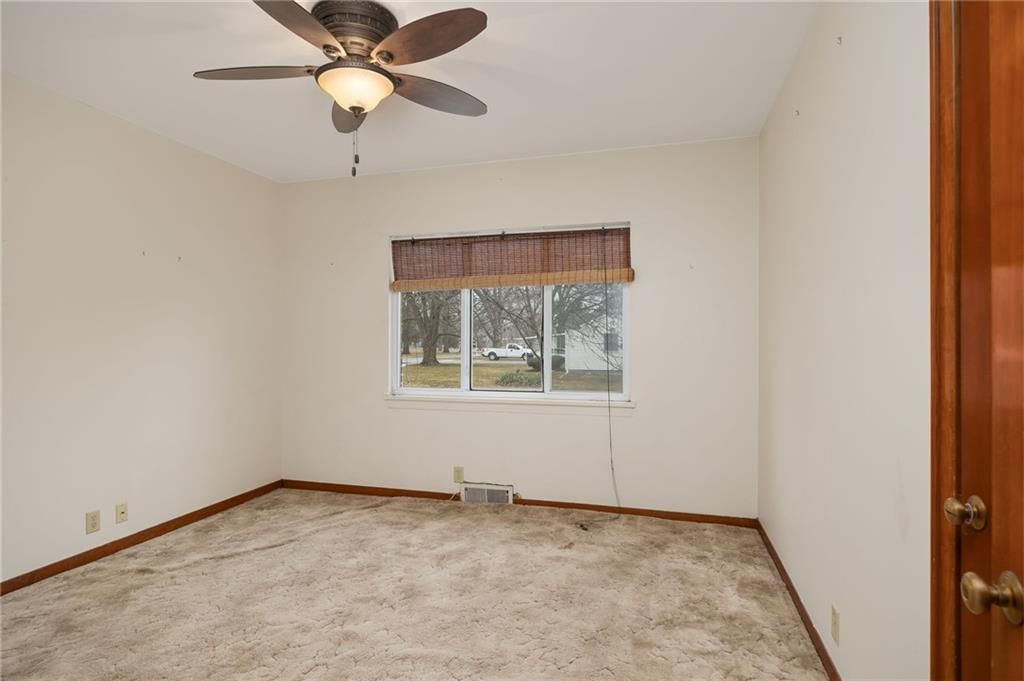 1402 Maple Street — photo 25