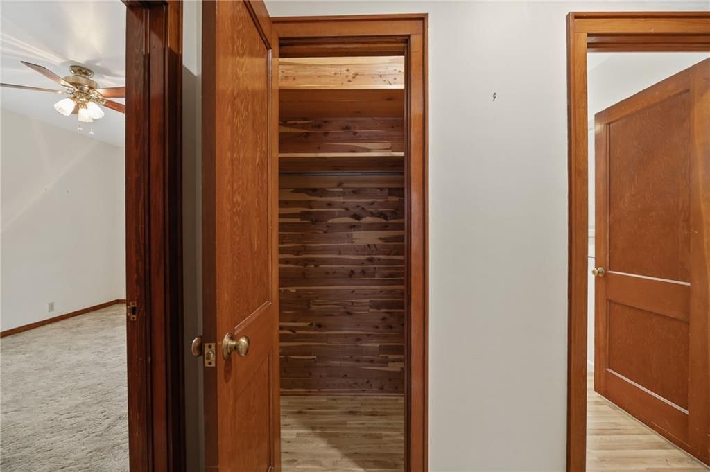 1402 Maple Street — photo 27