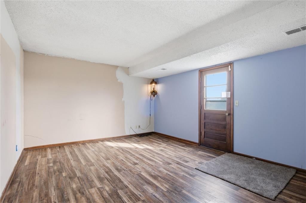 115 Manor Place — photo 25