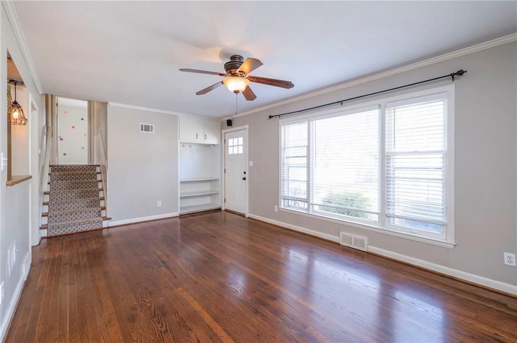 7631 Windsor Street — photo 10