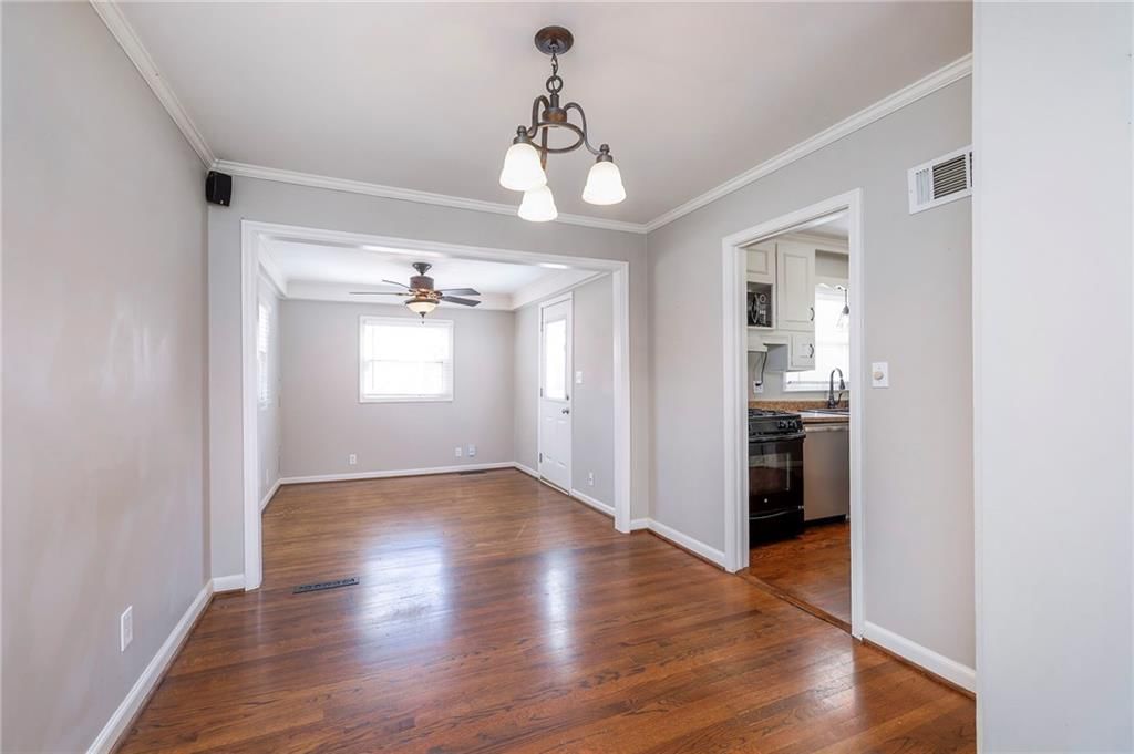 7631 Windsor Street — photo 12
