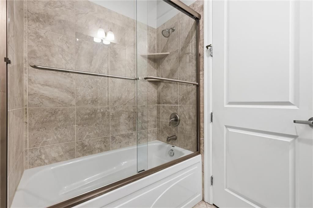 1101 Walnut Street — photo 18