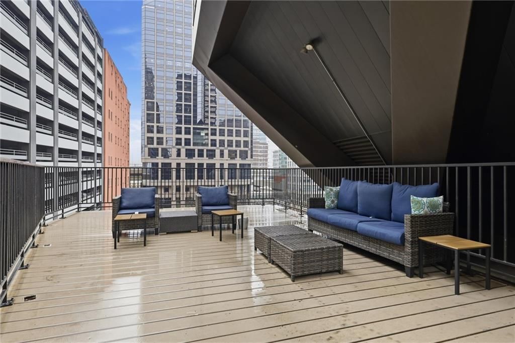 1101 Walnut Street — photo 24