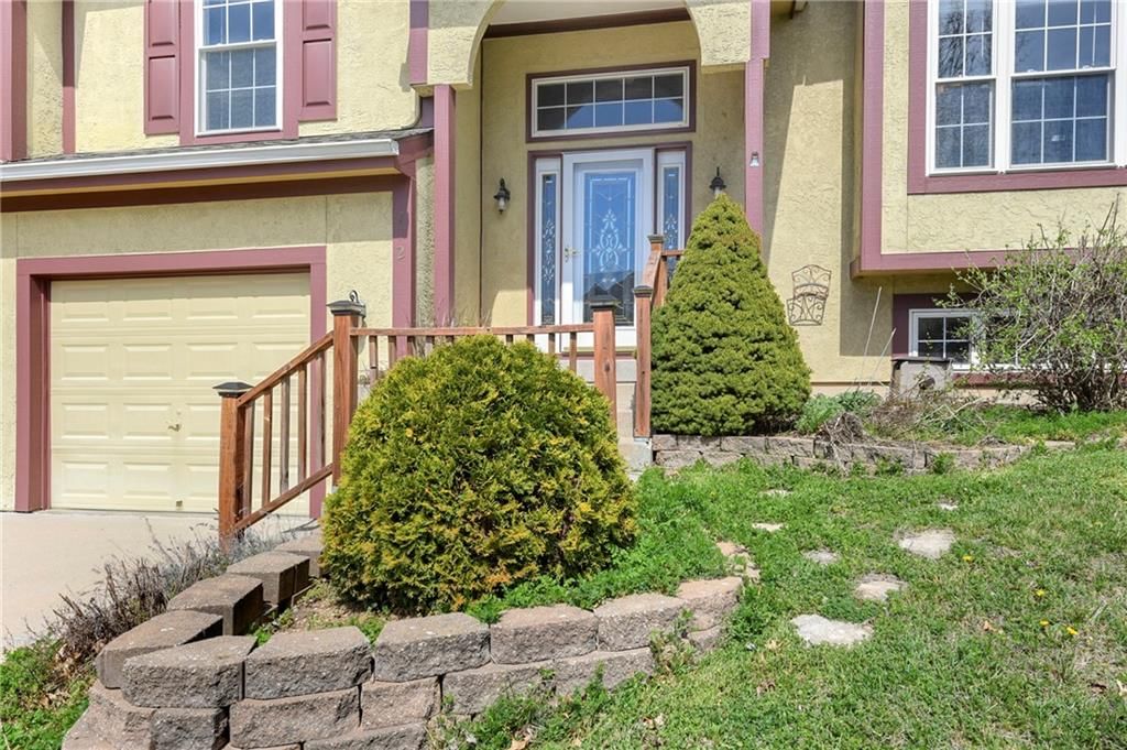 712 Rock Creek Drive — photo 2