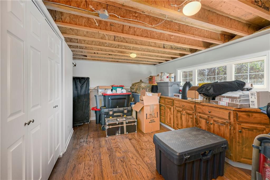 712 Rock Creek Drive — photo 35