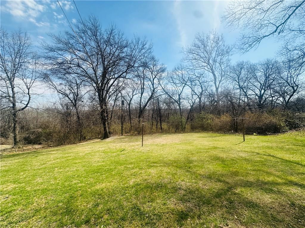 409 S 76 Street — photo 3