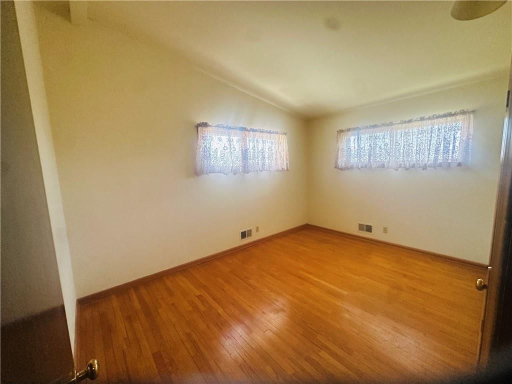 409 S 76 Street — photo 14