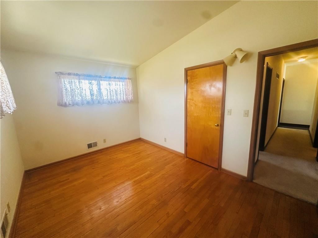 409 S 76 Street — photo 15