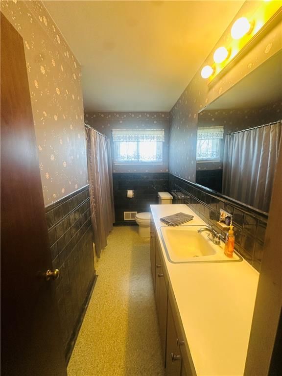 409 S 76 Street — photo 16