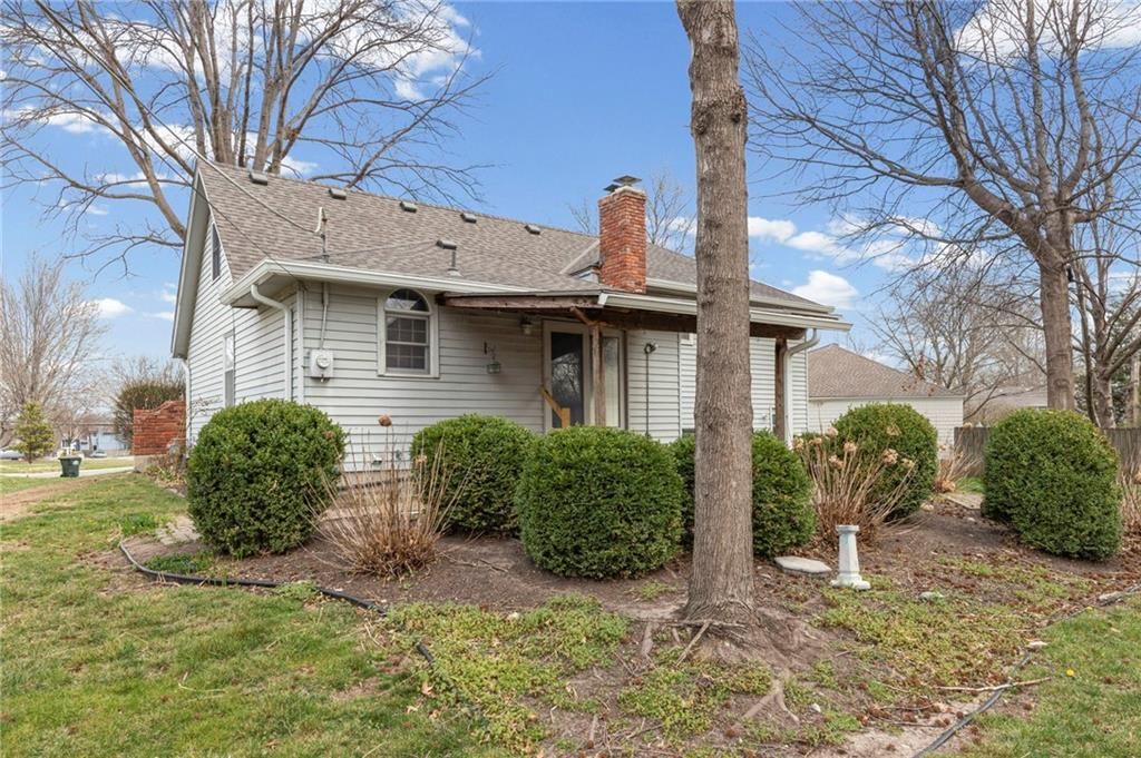 6712 Charles Street — photo 16