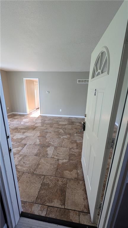 8612 COUNTRYSHIRE Lane — photo 2