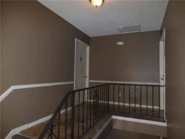 8612 COUNTRYSHIRE Lane — photo 12