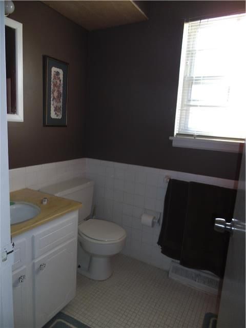 8612 COUNTRYSHIRE Lane — photo 13