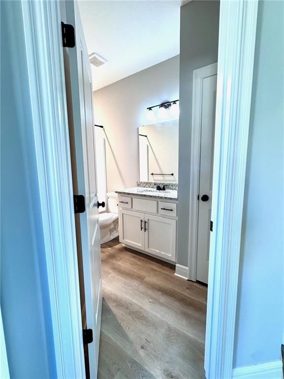 803 NW Hickory Ridge Drive — photo 25
