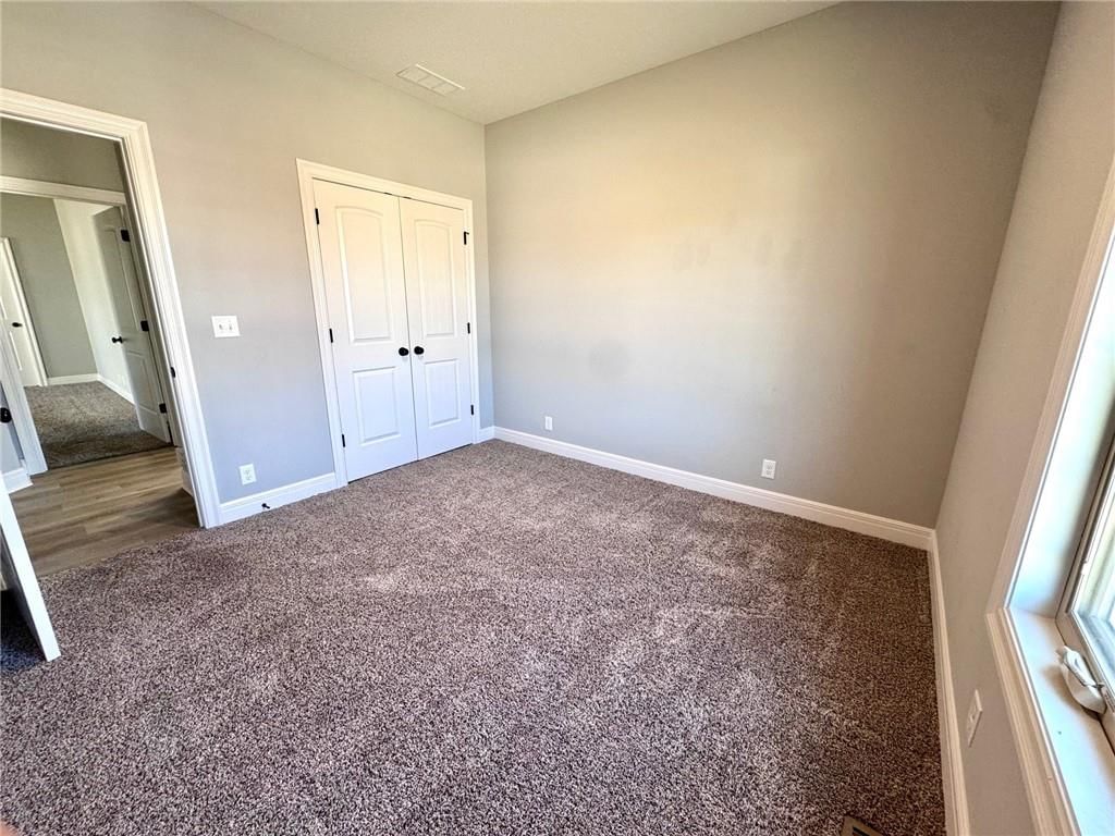 803 NW Hickory Ridge Drive — photo 28