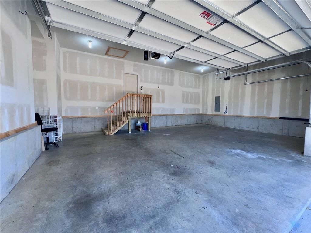 803 NW Hickory Ridge Drive — photo 46