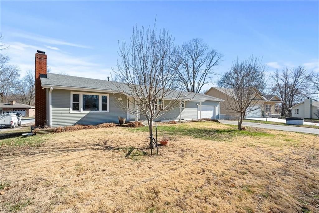 105 Highland Drive — photo 2