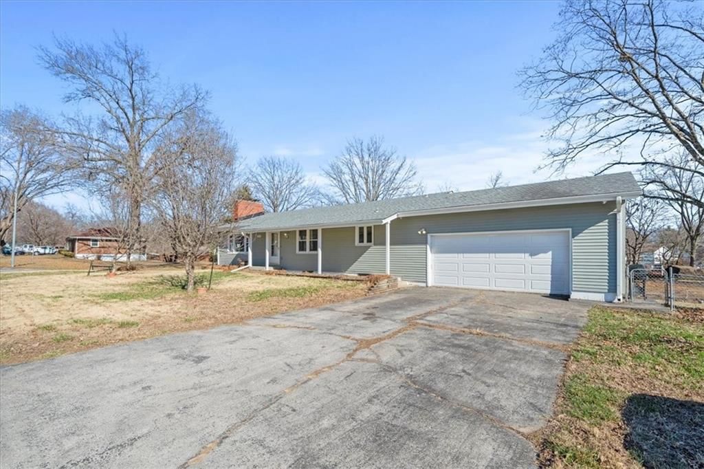 105 Highland Drive — photo 3