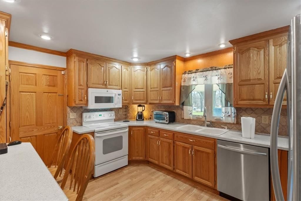 105 Highland Drive — photo 6