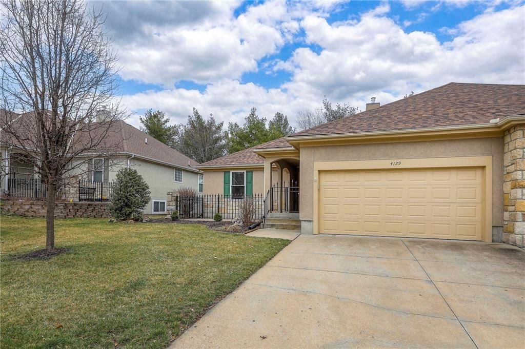 4129 SW Homestead Drive — photo 2