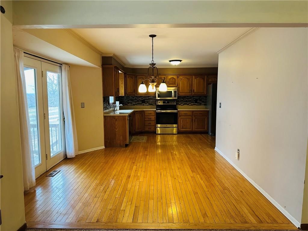 15900 Speaker Avenue — photo 4
