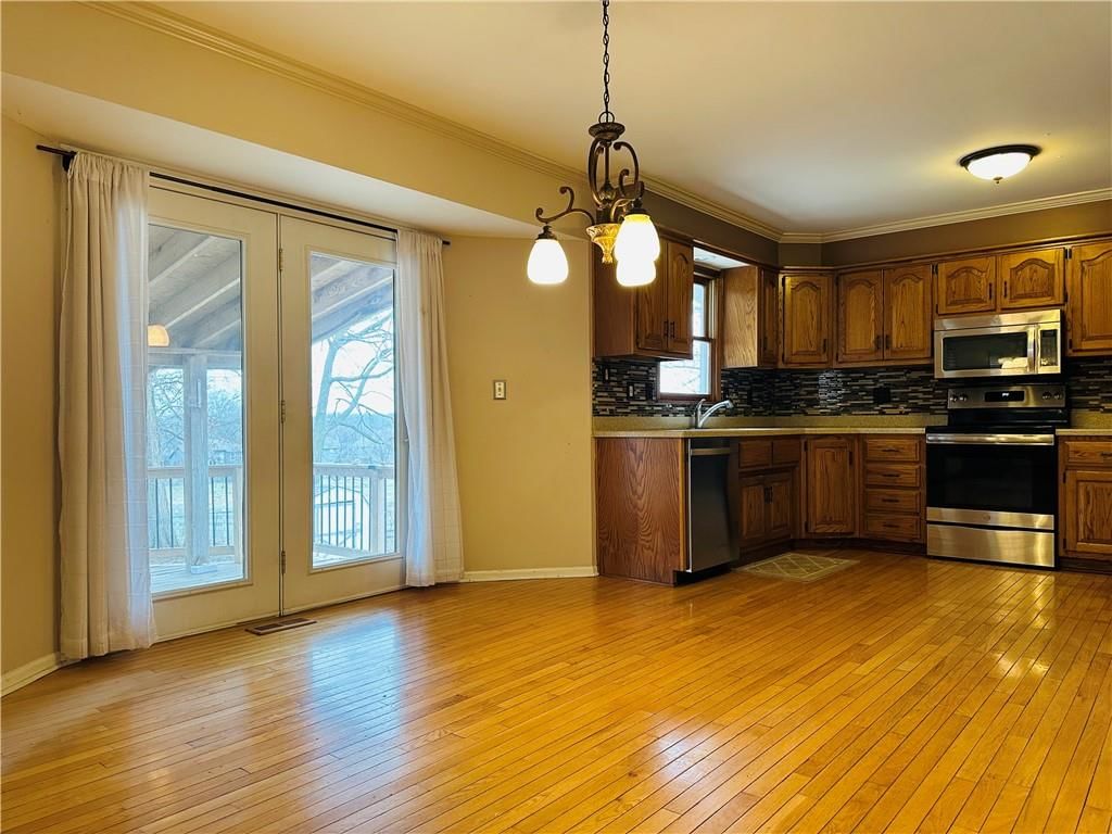 15900 Speaker Avenue — photo 5
