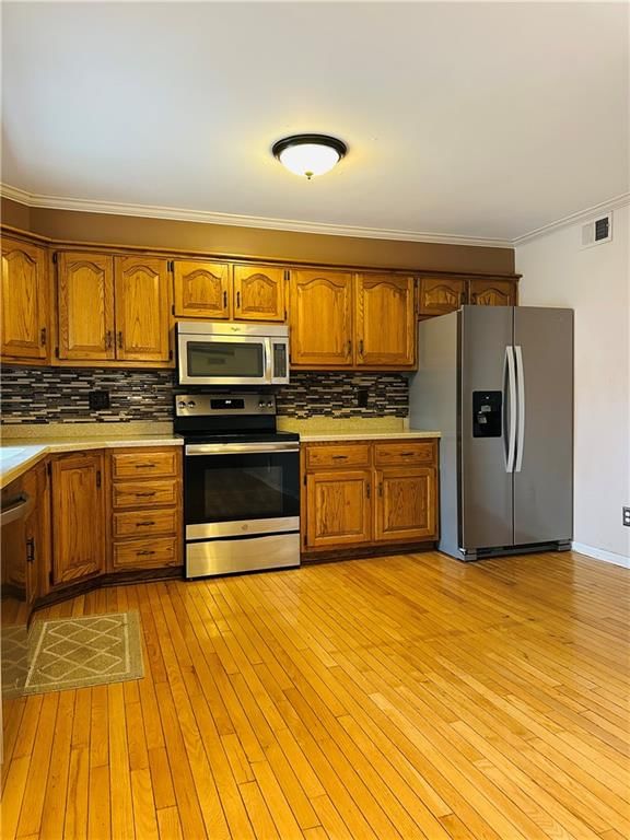 15900 Speaker Avenue — photo 6