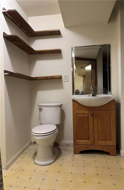 15900 Speaker Avenue — photo 17