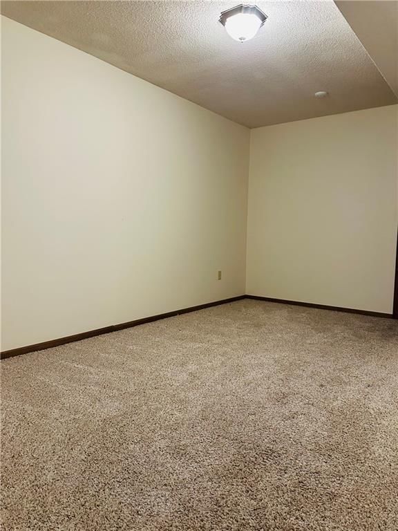 15900 Speaker Avenue — photo 18