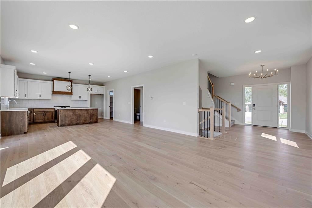 18455 W 195 Street — photo 7