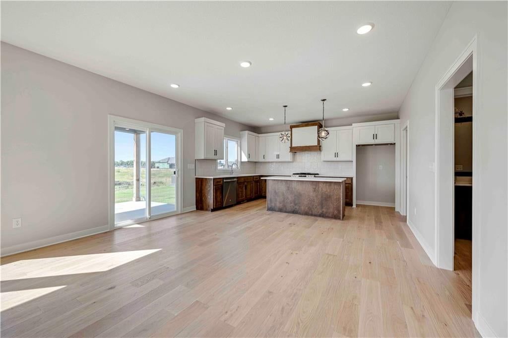 18455 W 195 Street — photo 15