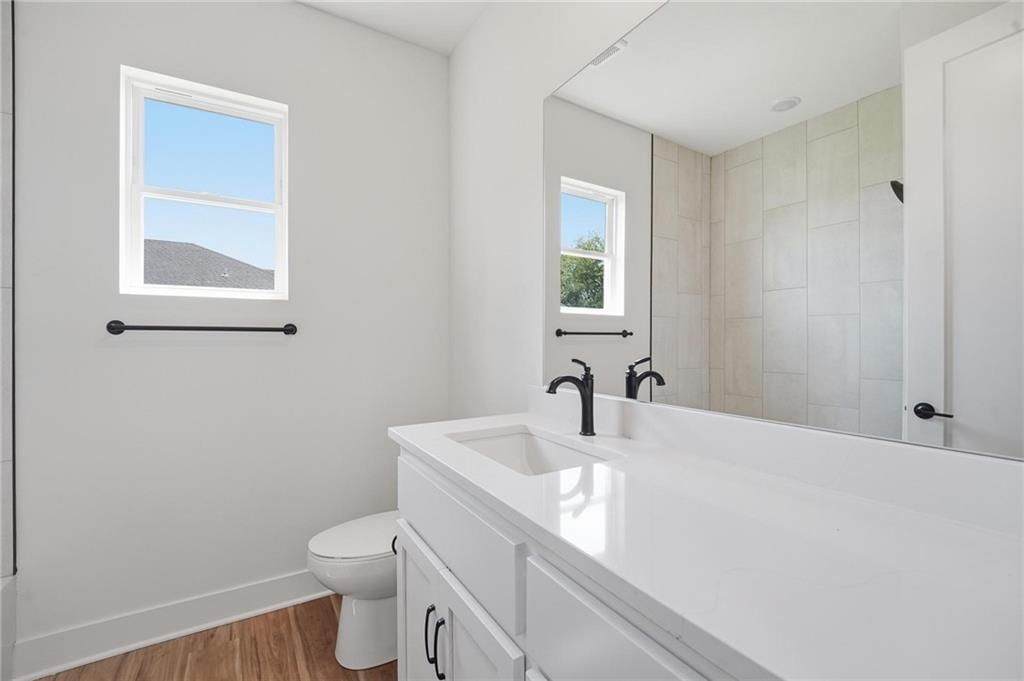 1810 Halls Creek Avenue — photo 15