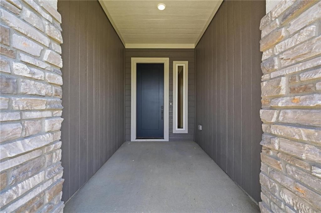 1810 Halls Creek Avenue — photo 27