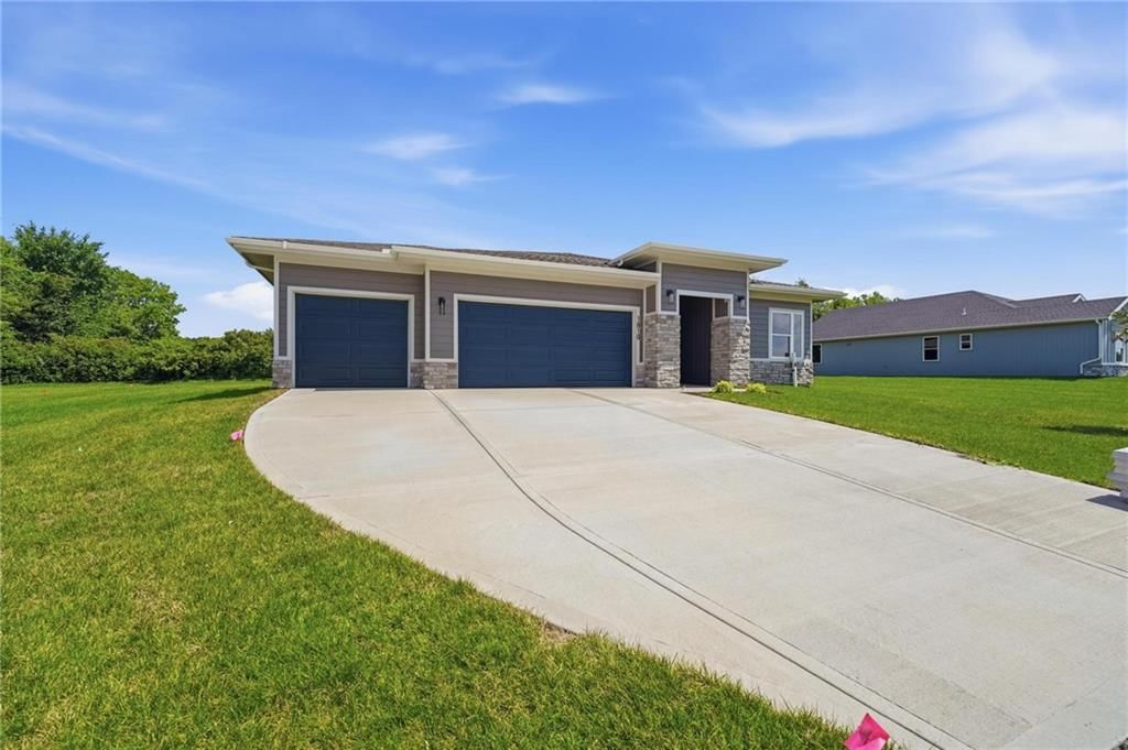1810 Halls Creek Avenue — photo 28