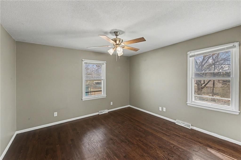 7921 E 118th Terrace — photo 15