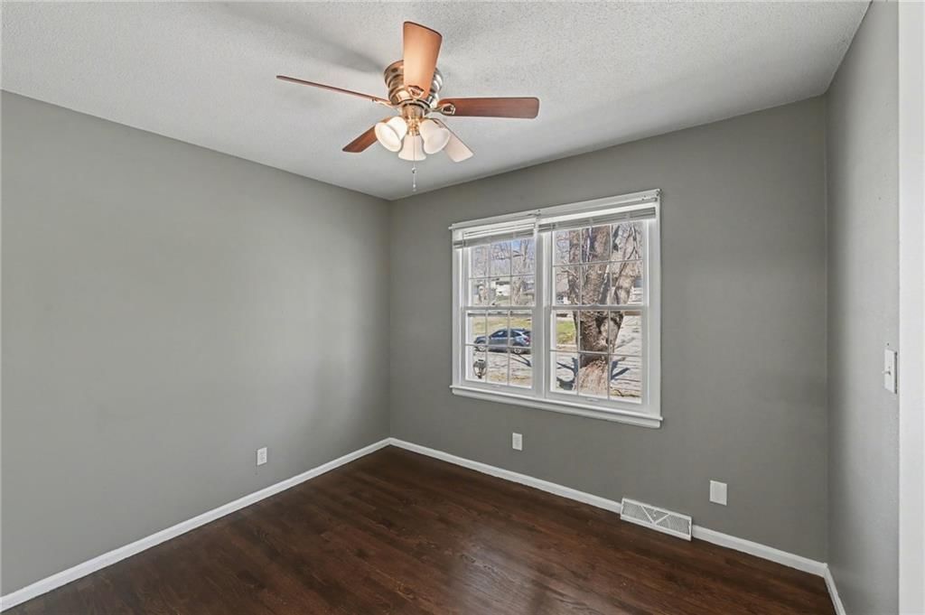 7921 E 118th Terrace — photo 17