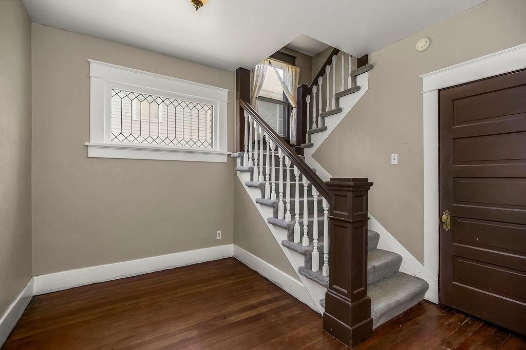 211 Vine Street — photo 5