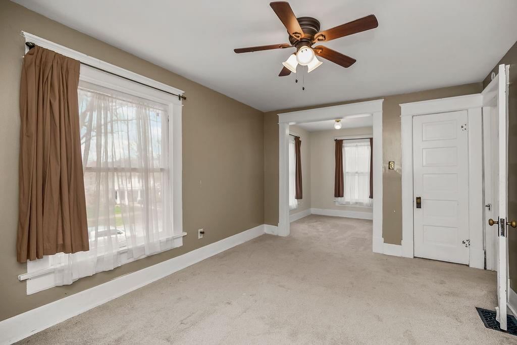 211 Vine Street — photo 15