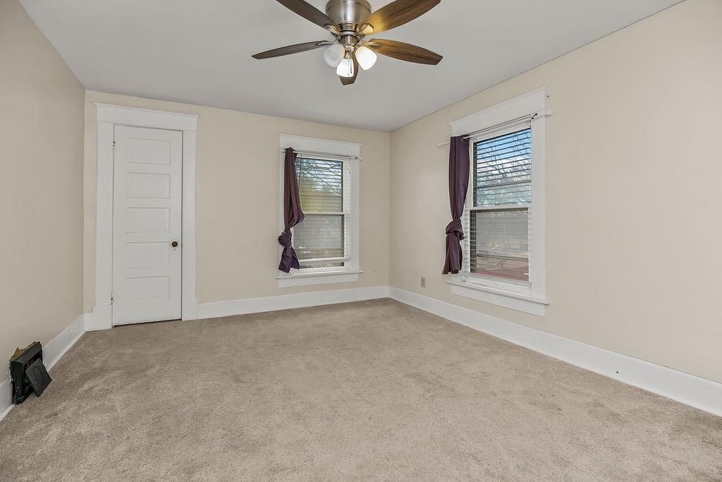 211 Vine Street — photo 18