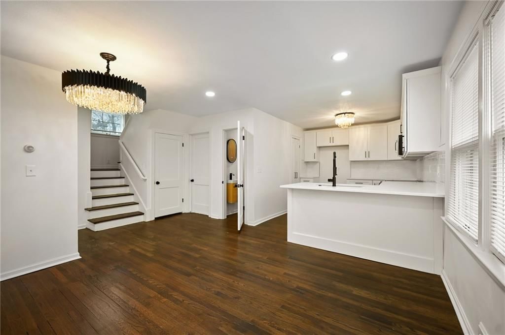 6720 Holmes Road — photo 13