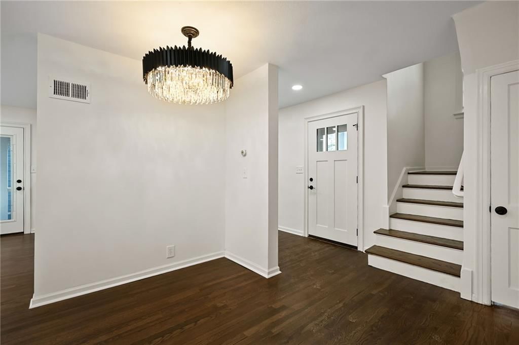 6720 Holmes Road — photo 16