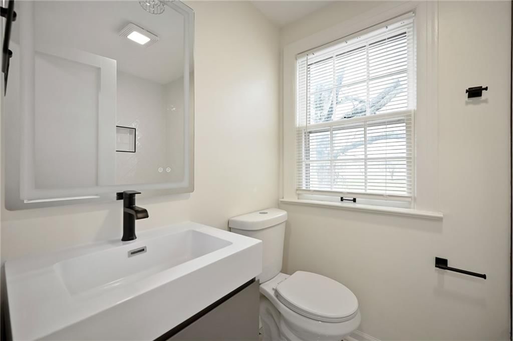 6720 Holmes Road — photo 20